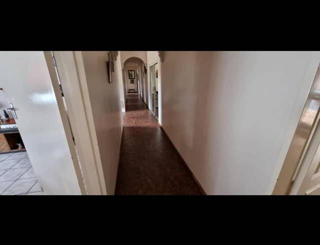 4 BEDROOM HOUSE FOR SALE IN KURUMAN